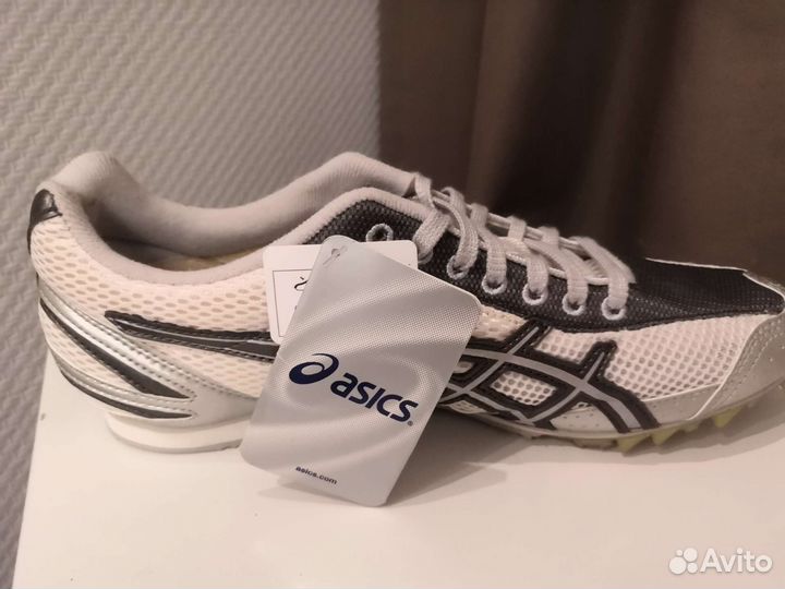 Легкоатлетические шиповки Asics