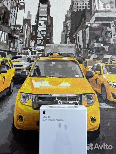 Блок быстрой зарядки 20 W для iPhone
