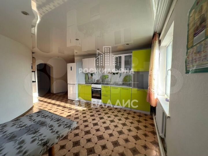 Дом 210,6 м² на участке 19,2 сот.