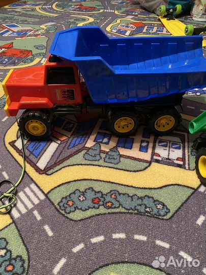 Детские игрушки машины