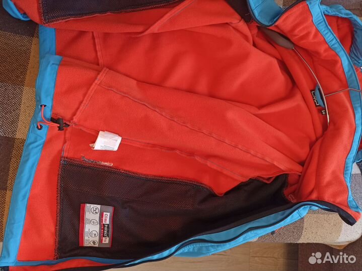 Горнолыжная куртка