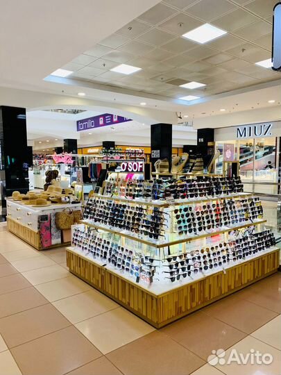 Продавец на остров(тц Дискавери, м.Ховрино)