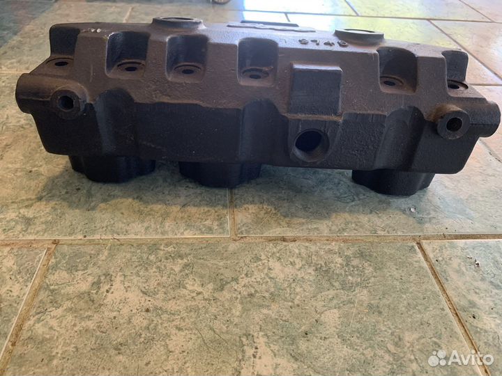 Выпускной коллектор двигателя Mercruiser