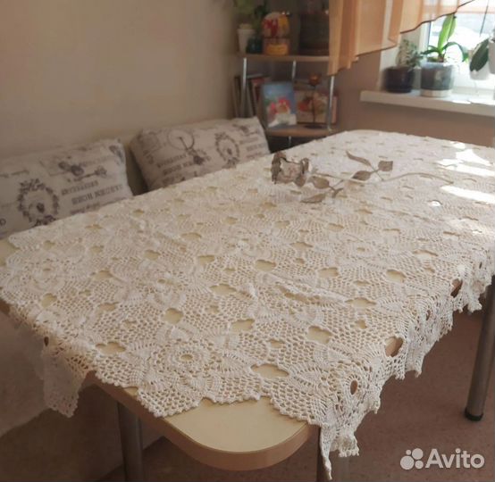 Вязаная скатерть крючком
