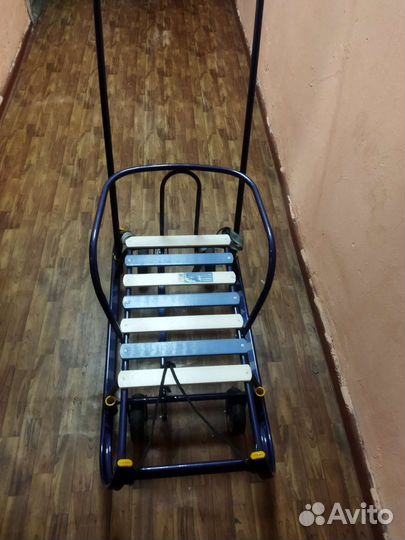 Детские санки с колесами