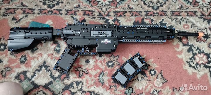 Автомат из Лего CaDa C81005, резинкострел