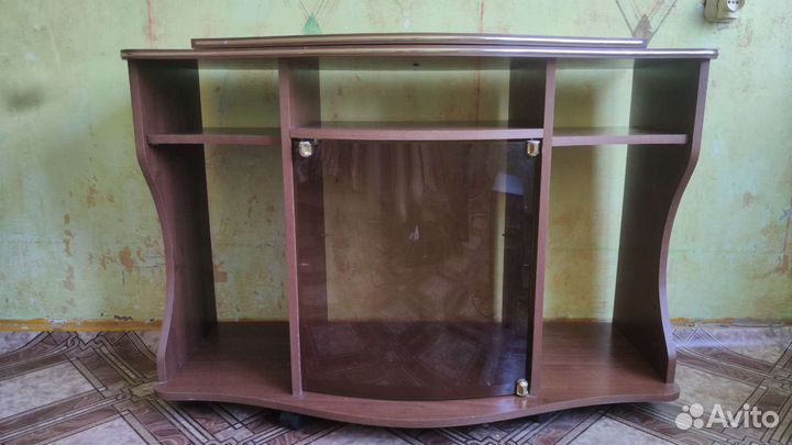 Тумба под телевизор