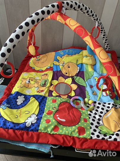 Развивающий коврик