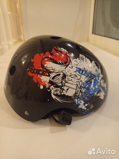 Продам шлем для катания на роликах и на велосипеде