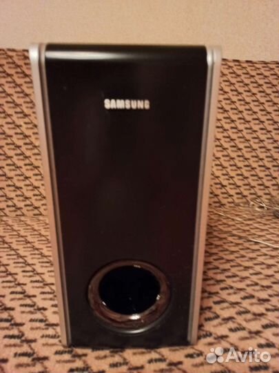 Сабвуфер Samsung