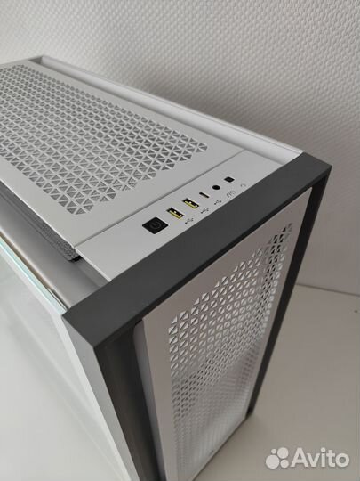 Компьютерный корпус Corsair 5000D Airflow White