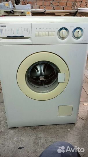 Стиральная машина на запчасти zanussi