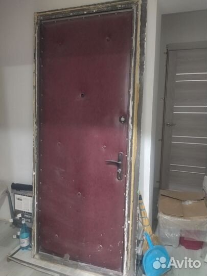 Дверь входная 860 2050 бу