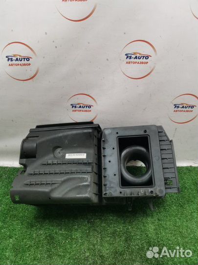 Корпус воздушного фильтра Ford Kuga 1 2.5 hydb