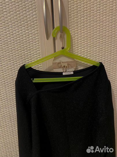 Блестящий черный топ