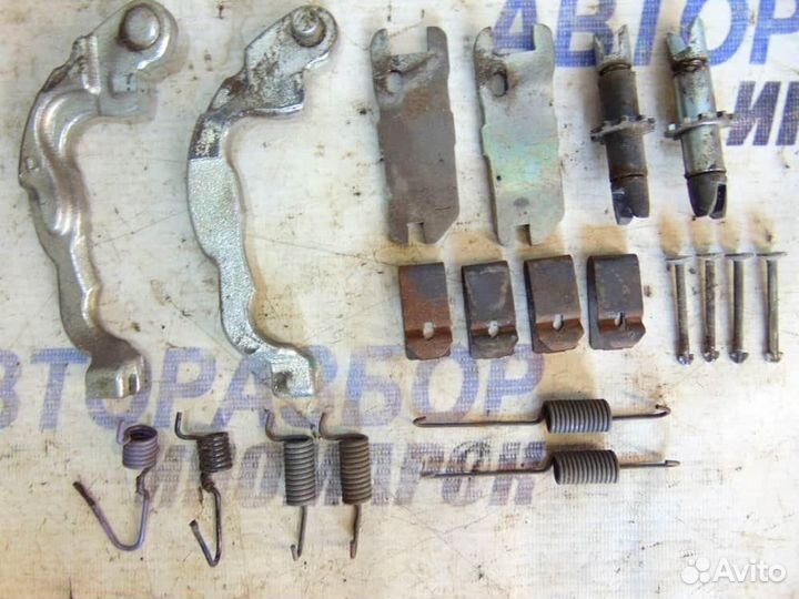 К-кт установочный задних колодок для Toyota RAV 4