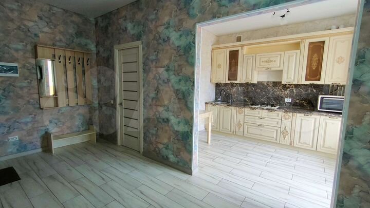 2-к. квартира, 46 м², 2/4 эт.