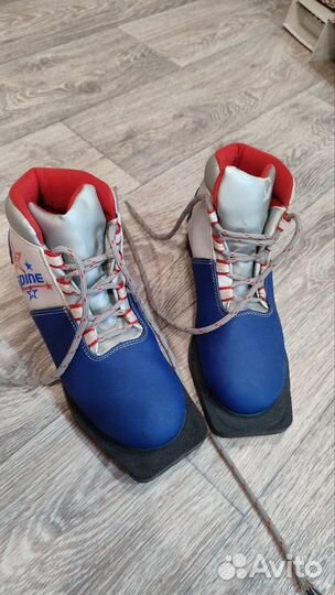 Лыжные ботинки