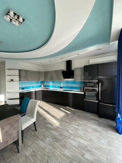 2-к. квартира, 100 м², 8/22 эт.