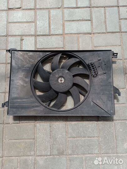 Вентилятор радиатора Opel Vectra