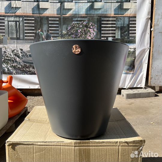 Кашпо напольное Bliss