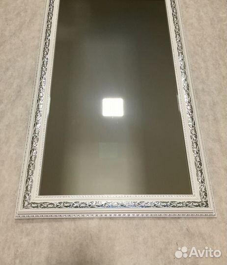 Зеркало 140х50см., в багете 