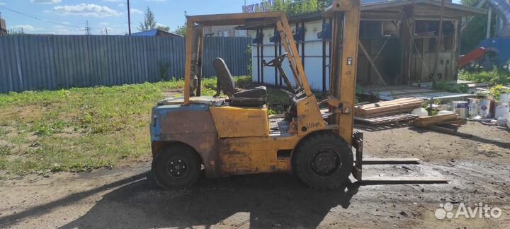 Вилочный погрузчик 3 тонны бу