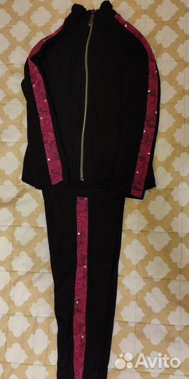 Костюм термо для фигурного катания на 4-5 л 122 р