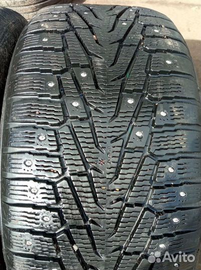 Nokian Tyres Hakkapeliitta 7 275/40 R20 96T