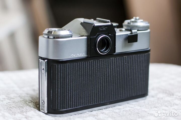 Фотоаппарат пленочный зеркальный Зенит-Е