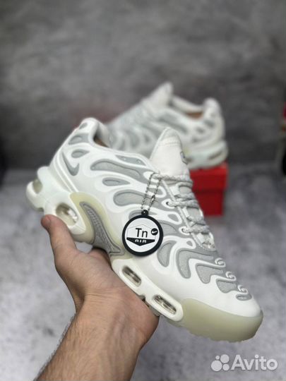 Кроссовки мужские Nike air max tn plus белый