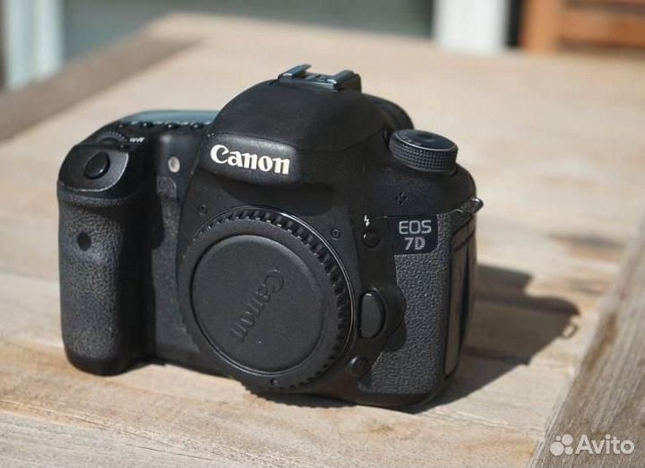 Фотоаппарат Canon 7D