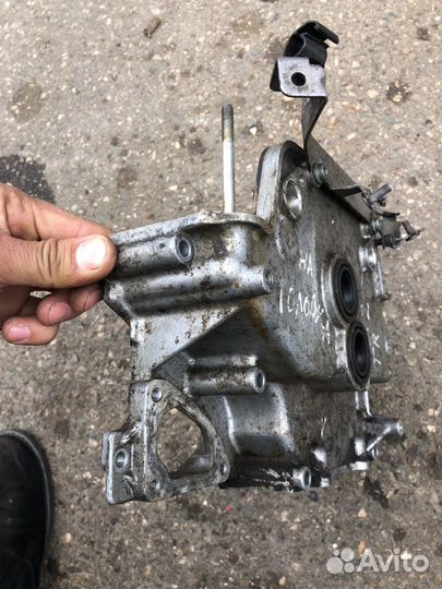 Крышка на гбц на Фольксваген туарег 3.2 бензин