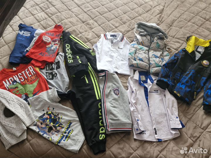 Детские вещи и обувь на мальчика 4-5лет