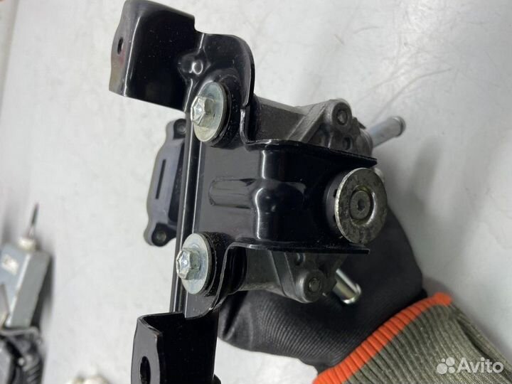 Насос масляный Lexus RX200t/RX300/RX350/RX350L/RX4