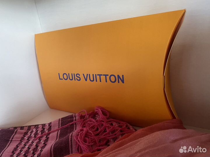 Пакет louis vuitton,лабутен,cavalli