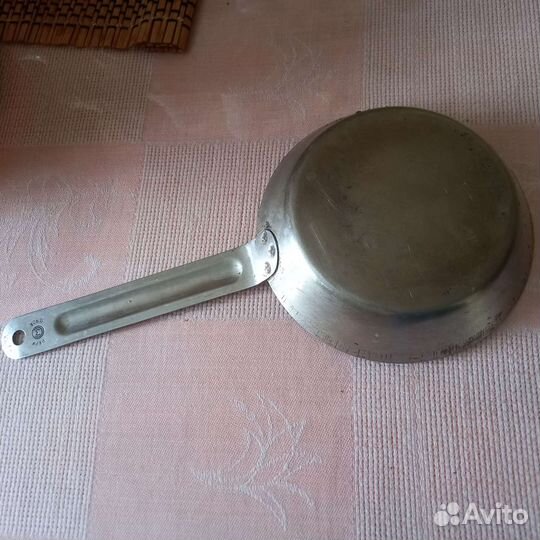 Кастрюли и сковороды бу