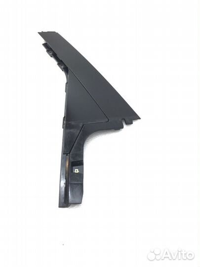 Молдинг двери задний левый Land Rover Range Rover