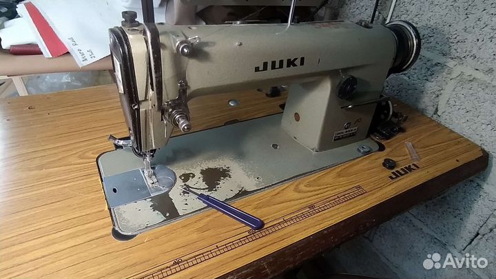 Швейная машинка промышленная прямострочная