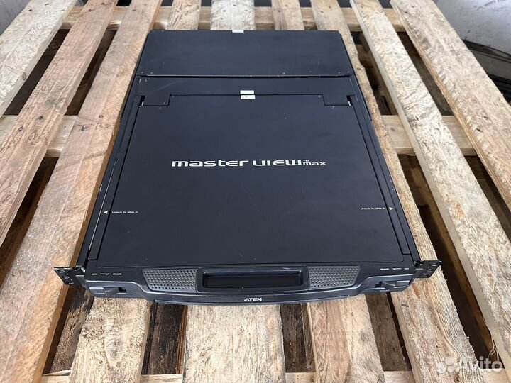 KVM консоль (LCD Switch) CL5716M