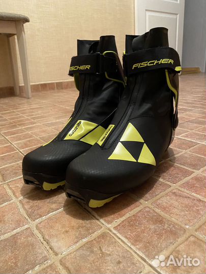 Лыжные ботинки fisher carbonlite skate