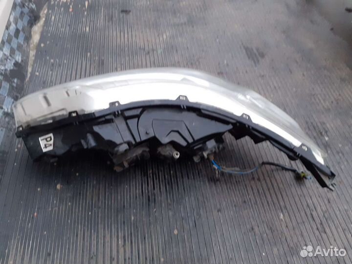 Фара передняя правая Renault Latitude