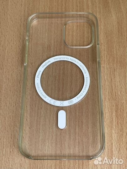 Оригинальный чехол на iPhone 12