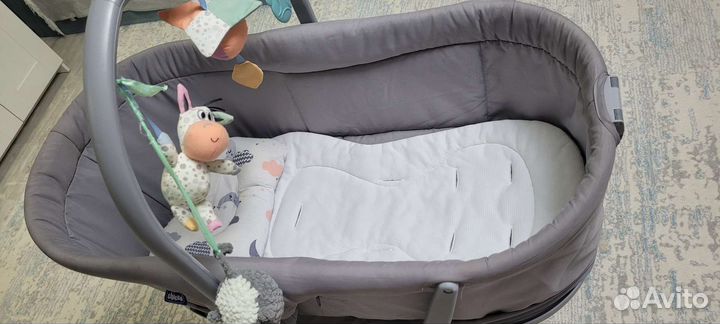 Кроватка люлька chicco