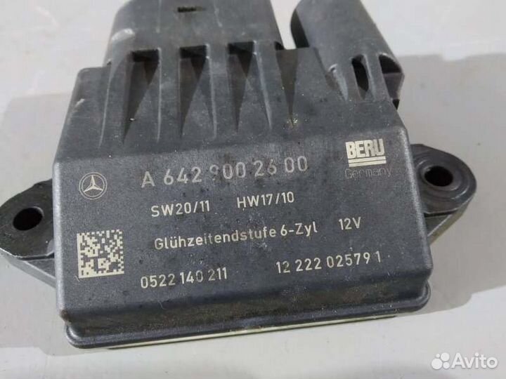 Реле свечей накала Mercedes Ml-Class W166 OM642