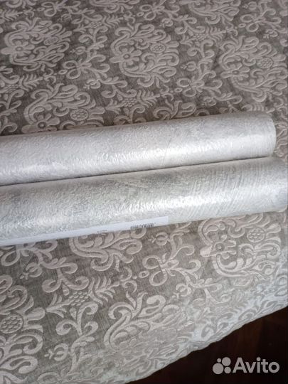 Обои бумажные новые