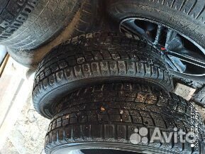 Dunlop SP Winter Ice 01 205/70 R15 100T