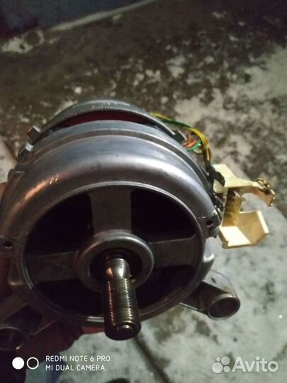 Двигатель стиральной машины Zanussi