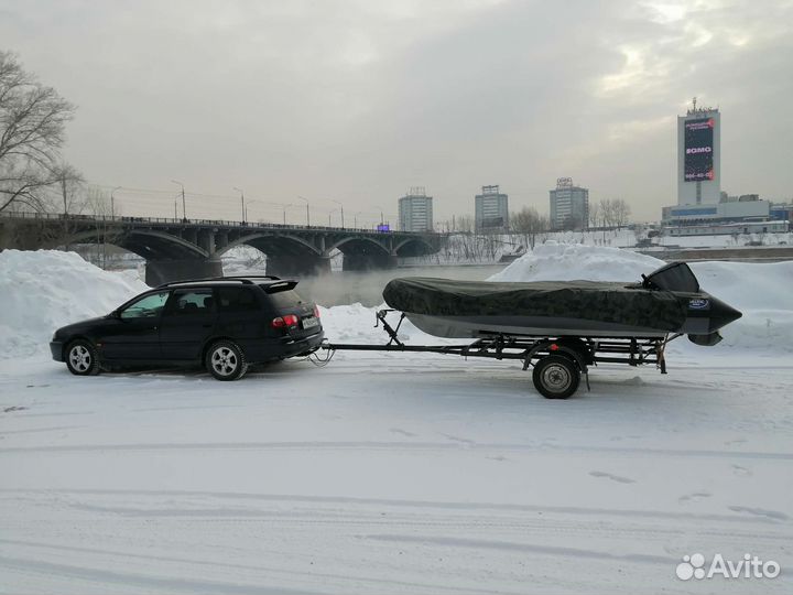 Моторная лодка