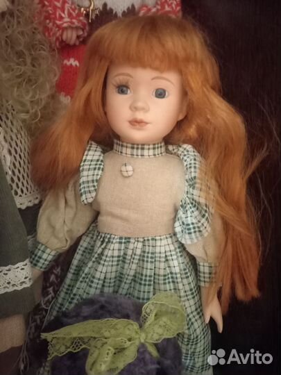 Кукла фарфоровая коллекционная